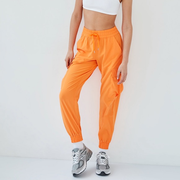 aritzia track pants